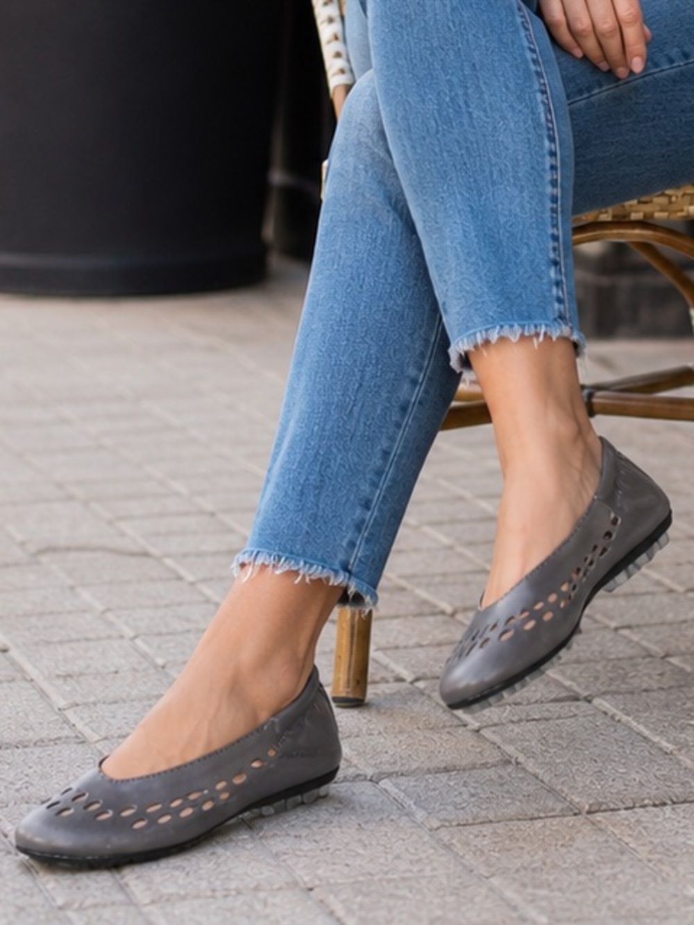 Bernie Mev Siri Vegan Leather Cutout Ballerina Flats Gray Size EU39 (US 8.5) NWT